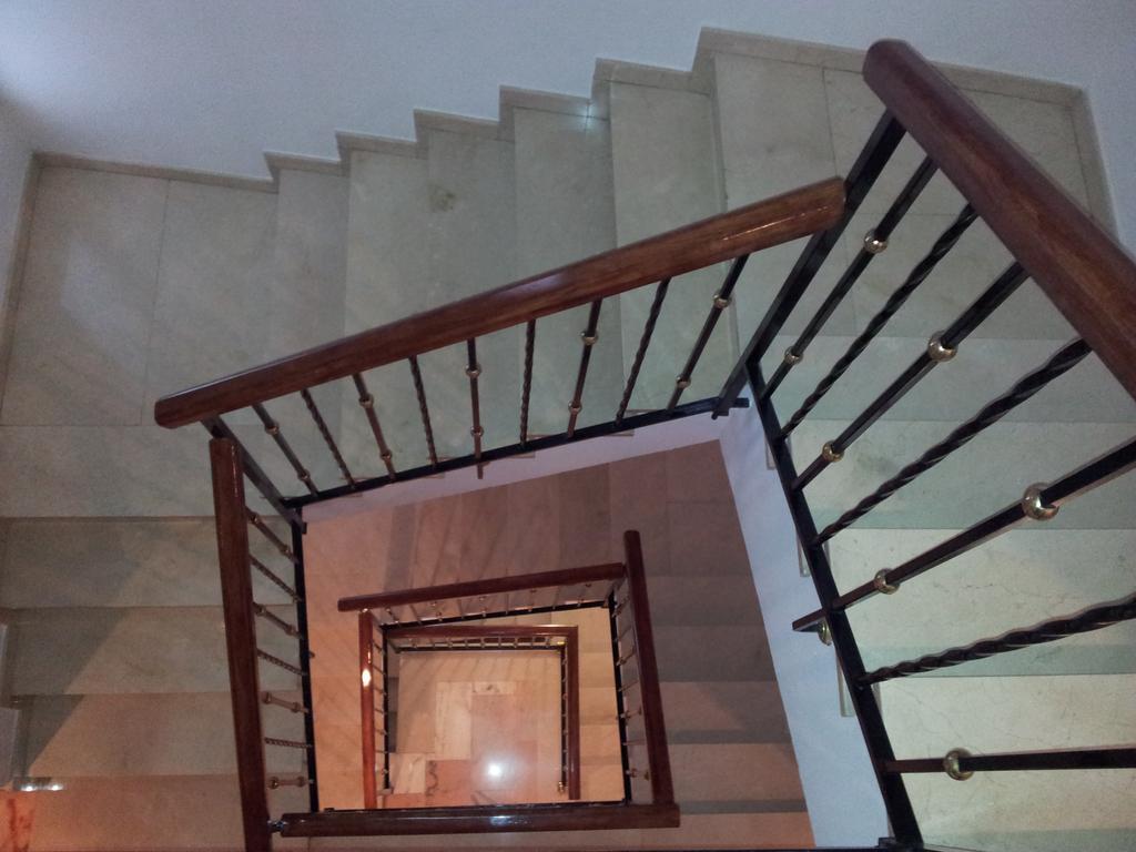 Hostal Rio De Oro Alcala La Real Exterior photo